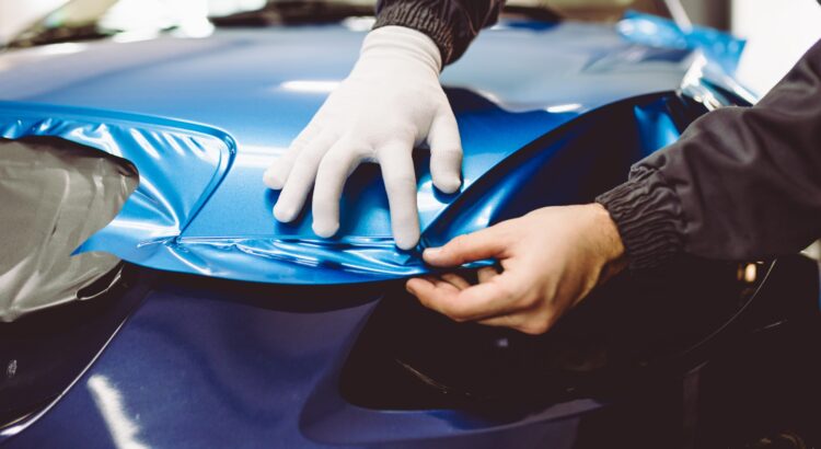 Covering auto : combien de temps dure-t-il et comment l'entretenir ?