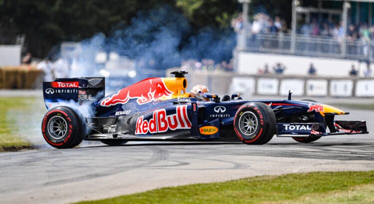 Cette voiture électrique va plus vite qu'une Formule 1