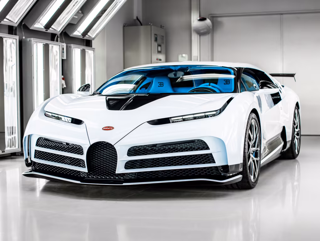 Bugatti Centodieci LEGO 2025