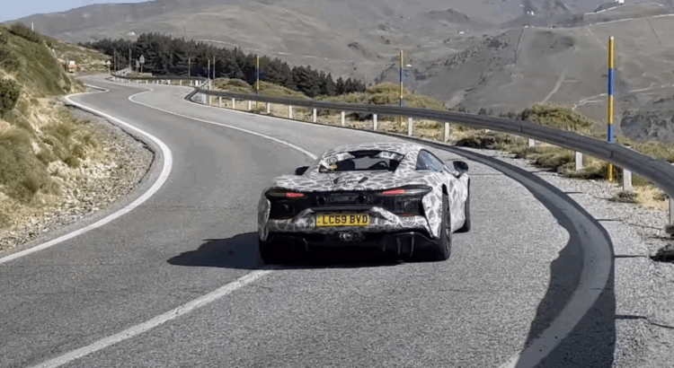 Une étrange McLaren Artura repérée en plein test (+vidéo)