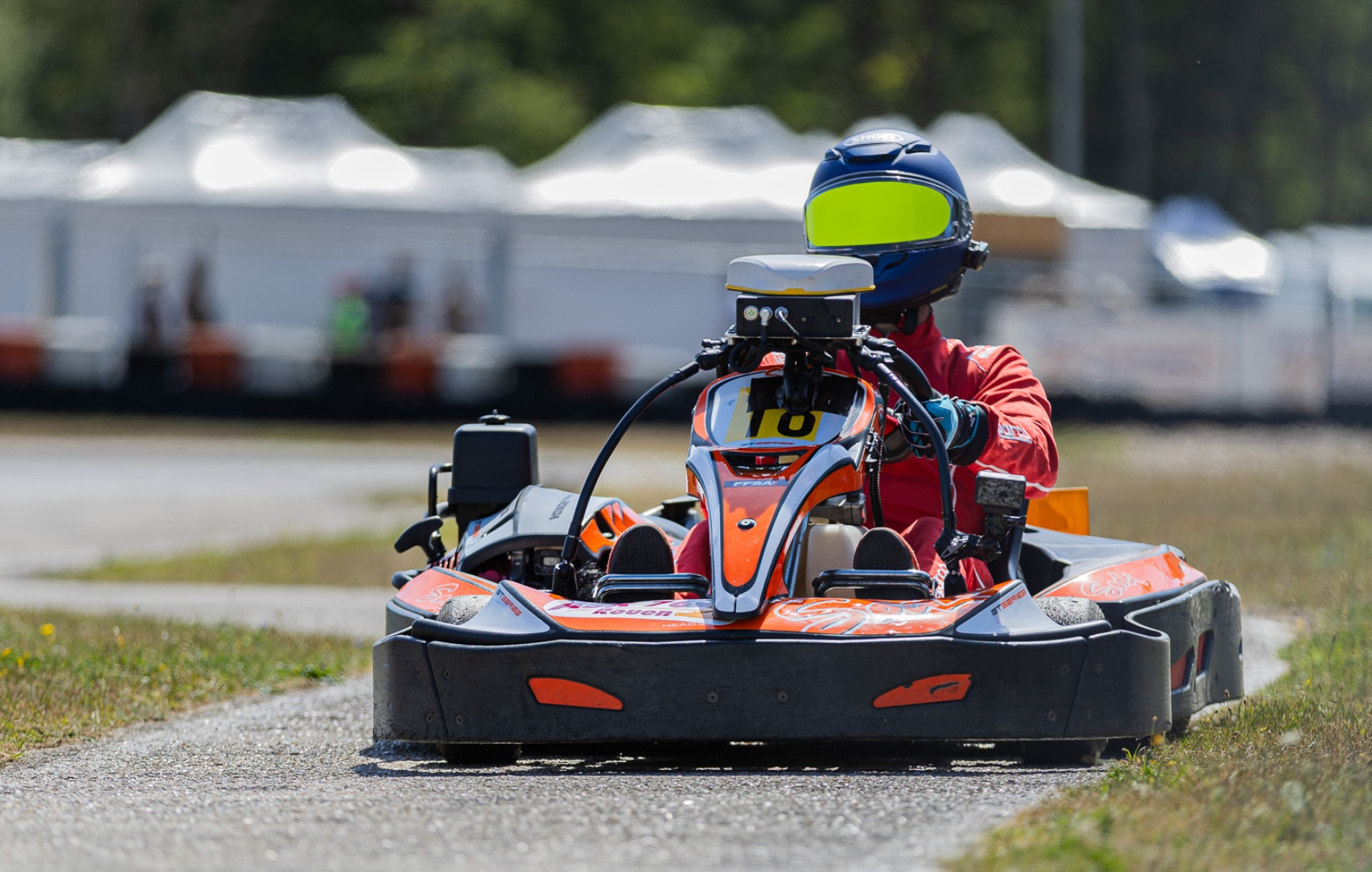 Première mondiale France Anneville FFSA Karting 2025 pilotes non-voyants