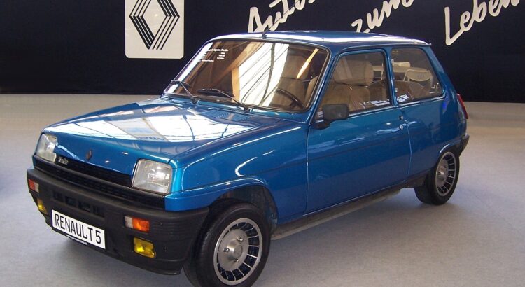 Renault 5 Alpine Turbo (1981-1984) : que vaut-elle sur le marché de l'occasion ?