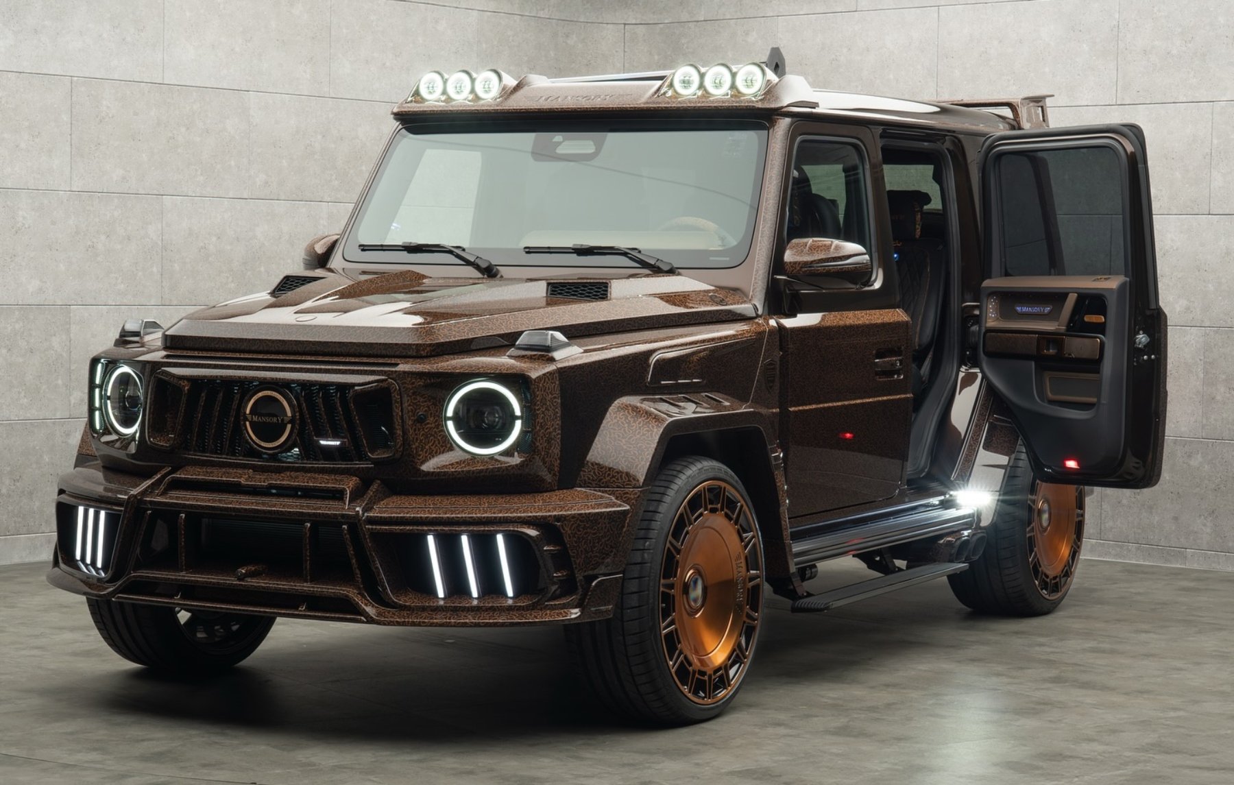 Mansory P820 Linea d'Arabo Mercedes G63 2025
