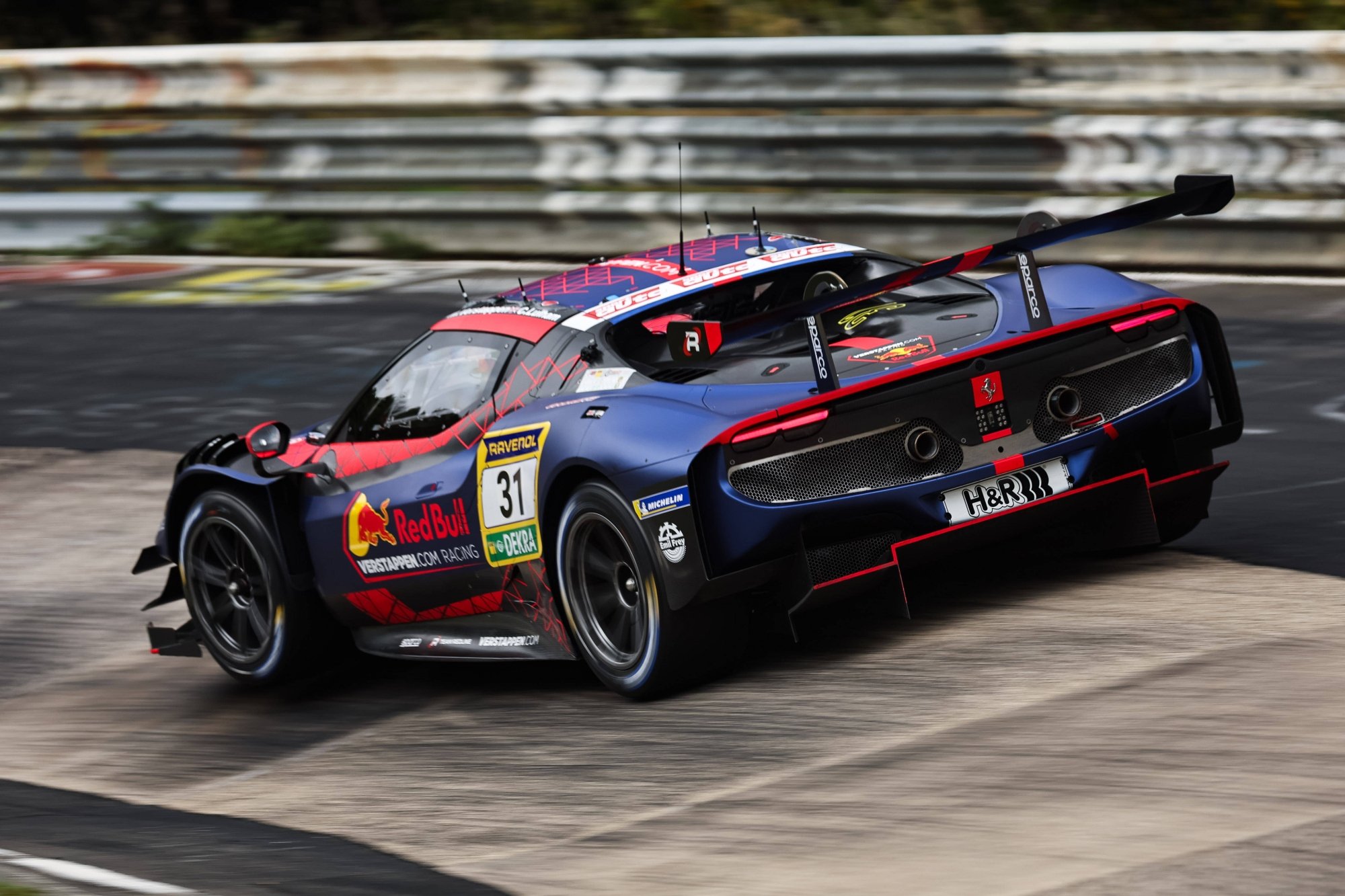 Max Verstappen tour Nordschleife Nürburgring vidéo 2025