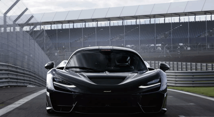Quand la McLaren W1 montre de quel bois elle se chauffe !
