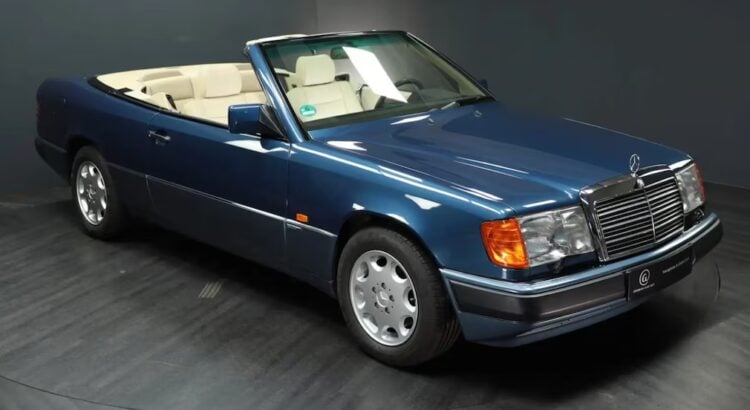 Cette Mercedes 300 CE Cabriolet de 1993 affole les estimations