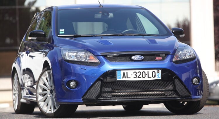 Ford Focus RS (2009-2010) : que vaut-elle sur le marché de l’occasion ?