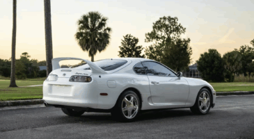 Toyota Supra ench&egrave;res 1998