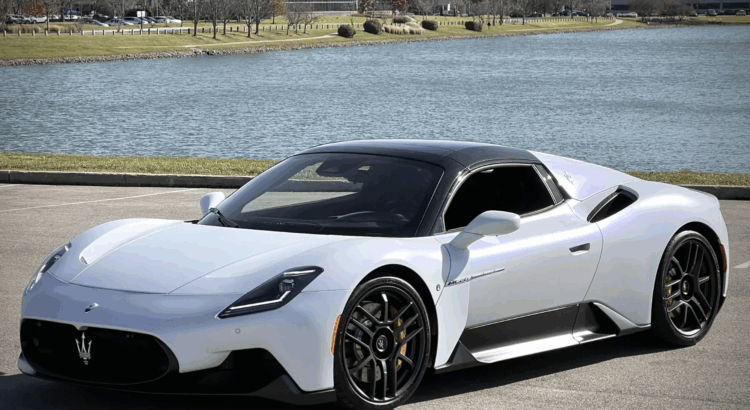 Maserati MC20 : 400 kilomètres et 100.000 dollars de décote