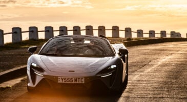 McLaren Artura Spider 2025