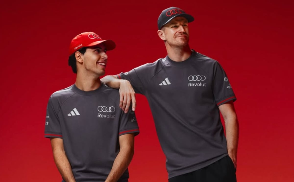 Adidas x Audi F1 : leur 1ère collection est là… et vise clairement les fans !