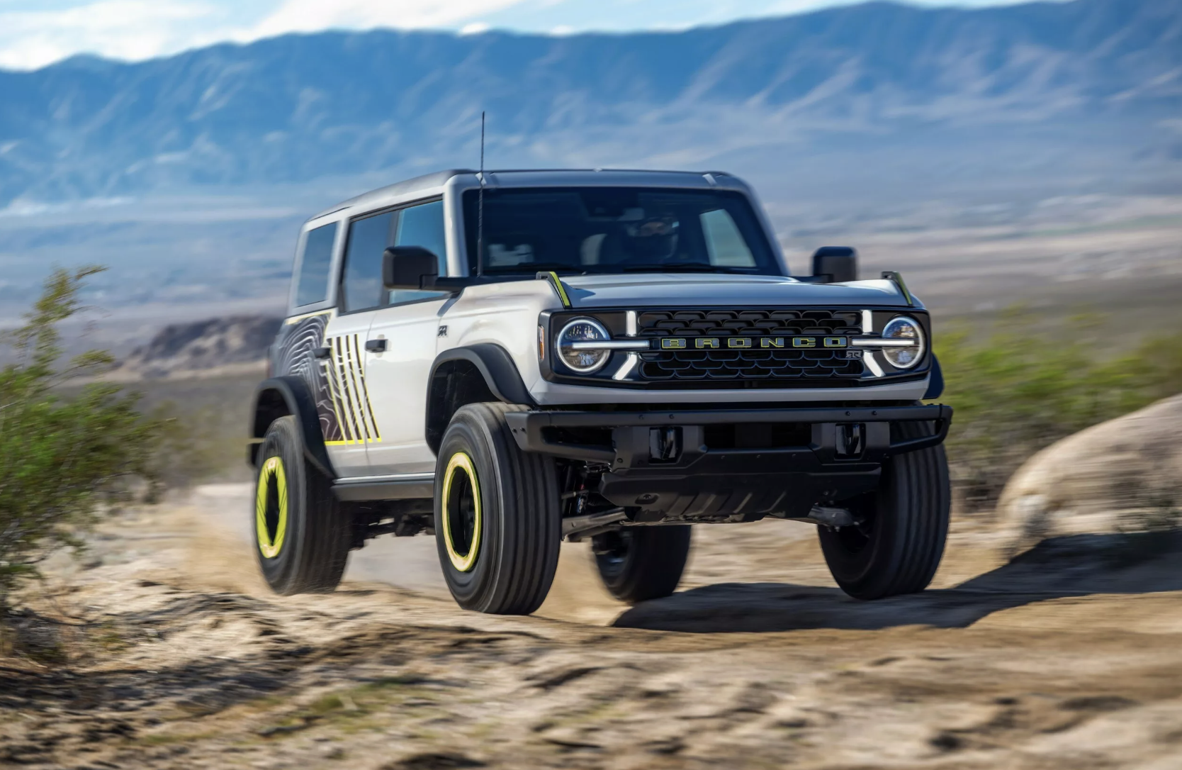 Le Ford Bronco RTR est désormais aussi radical qu'un Raptor mais pour moins cher (+images)