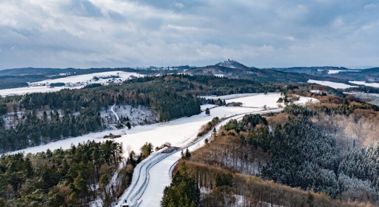 Spa-Francorchamps et la "Nordschleife" resplendissent sous la neige (+ vidéo)