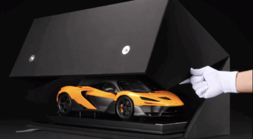 McLaren W1 miniature 1:8 Amalgam Collection