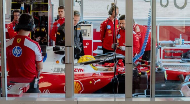Lewis Hamilton : entre deux courses, de retour sur la piste Ferrari de Fiorano