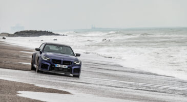 BMW M2 CS au bord de mer&nbsp;