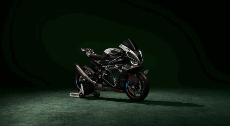 BMW M1000 RR Isle of Man TT : une peinture spéciale et un tarif délirant, mais cela nous fait rêver