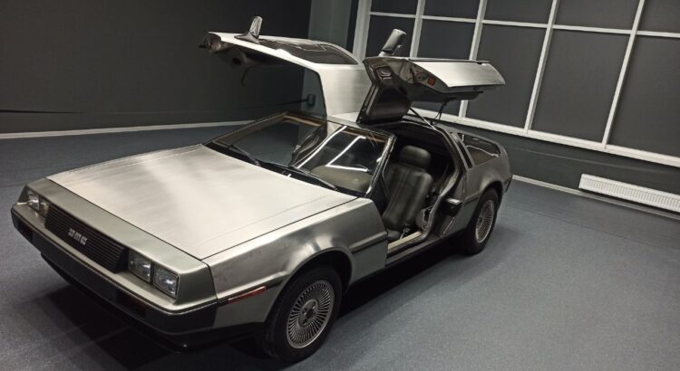 DeLorean DMC-12 Retour vers le Futur