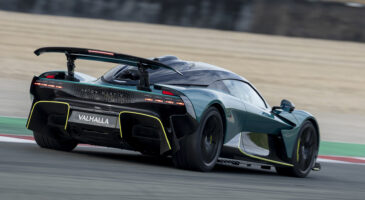 Aston Martin Valhalla 2026